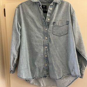 GAP Women’s Ultrasoft Denim Big Shirt